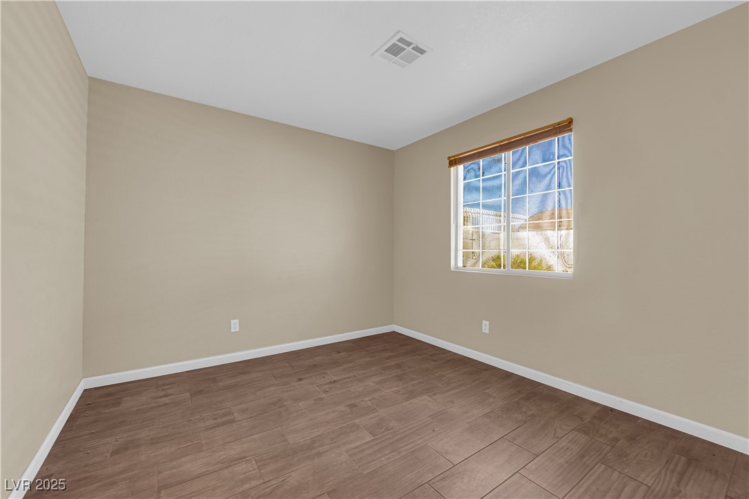 2136 Velvet Hill Avenue Property Photo 18