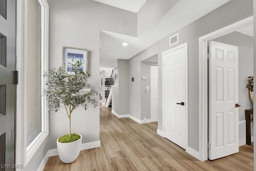 5102 Tennis Court Property Photo 11