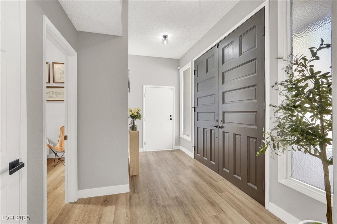 5102 Tennis Court Property Photo 12