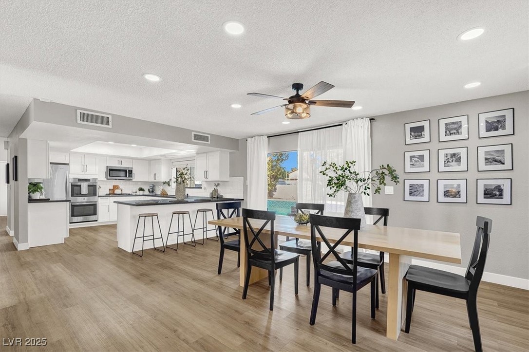 5102 Tennis Court Property Photo 23