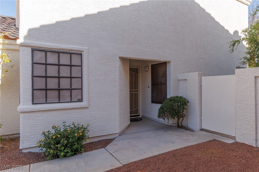 326 Lander Drive Property Photo 4