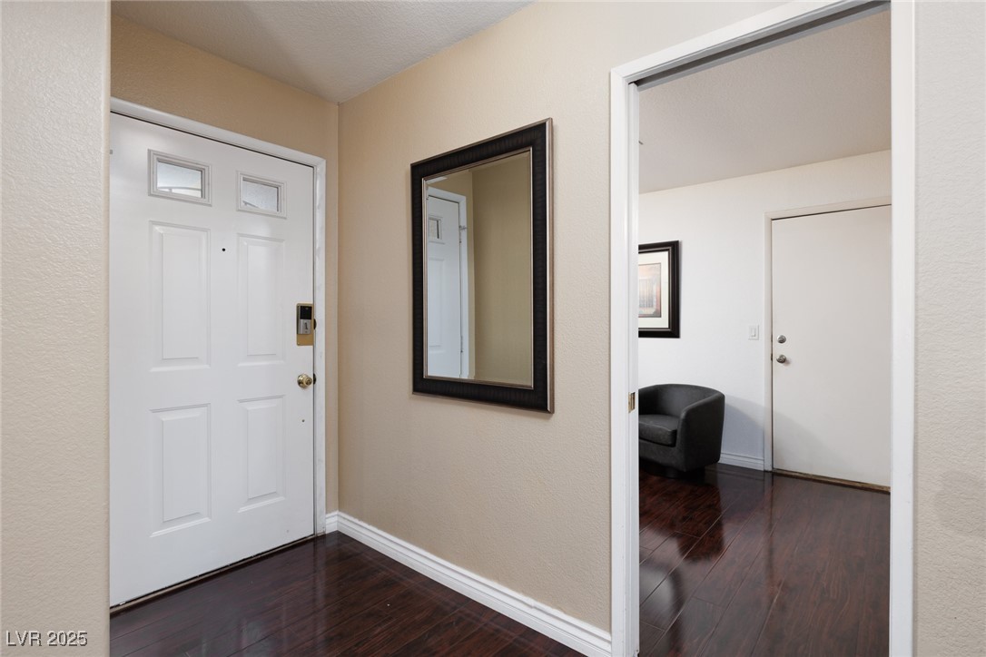 326 Lander Drive Property Photo 5