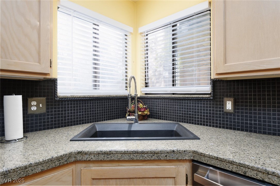 326 Lander Drive Property Photo 13