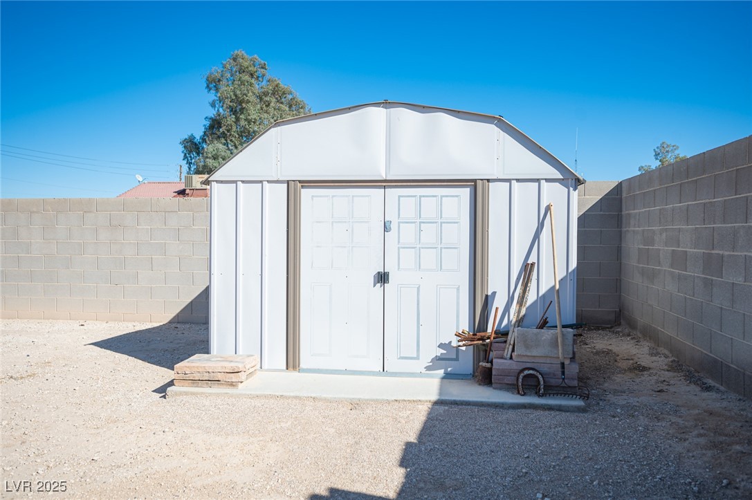 4746 Rosalie Circle Property Photo 11