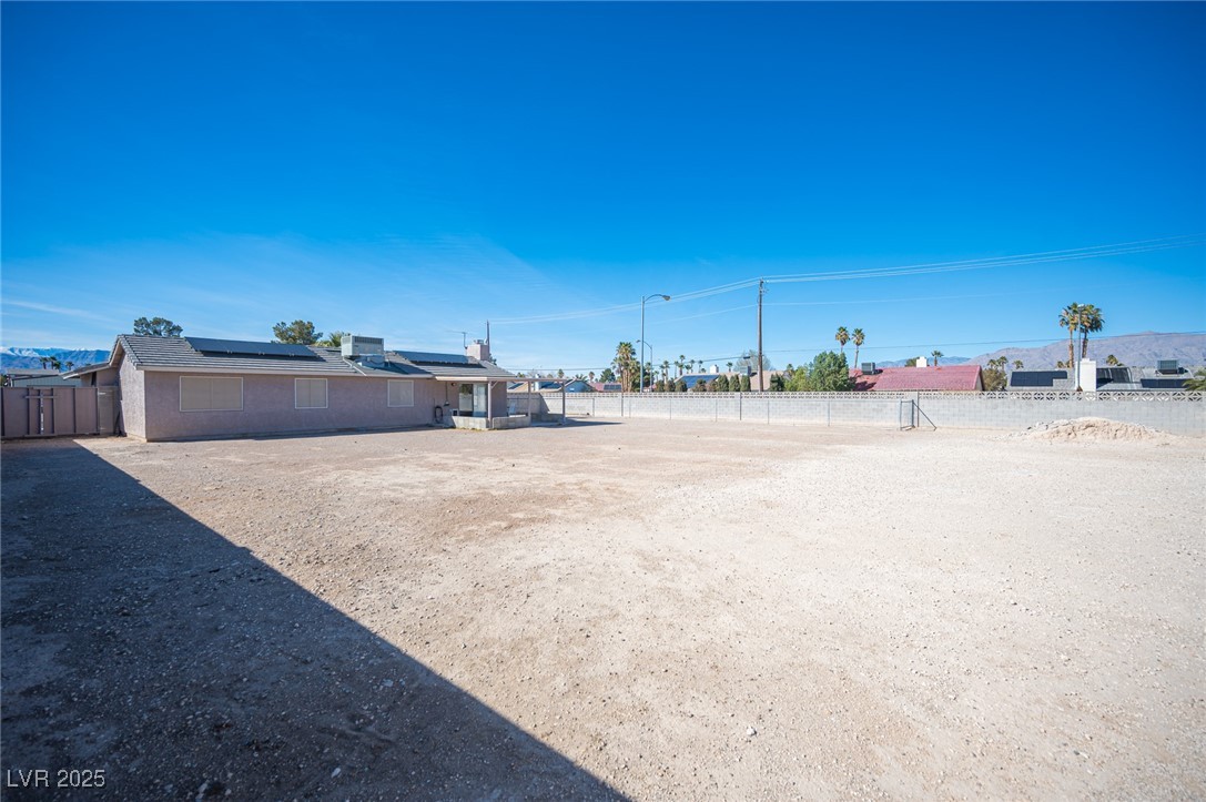 4746 Rosalie Circle Property Photo 12