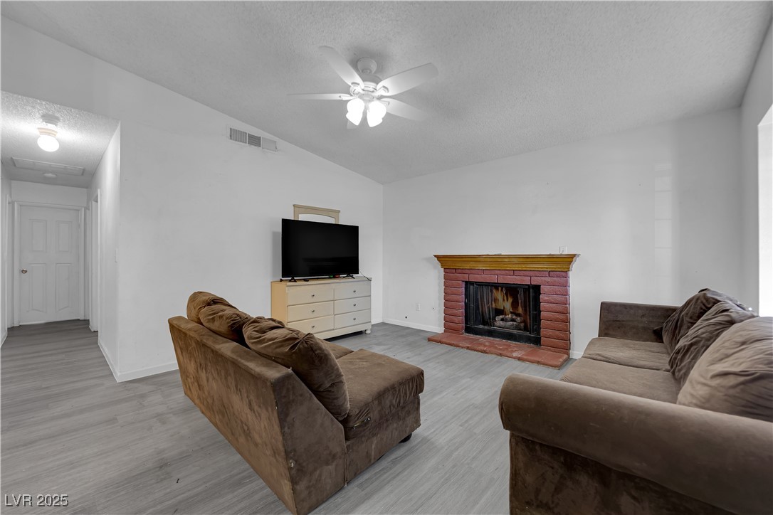 3936 Savoy Court Property Photo 13