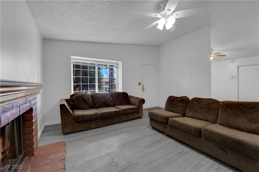 3936 Savoy Court Property Photo 14