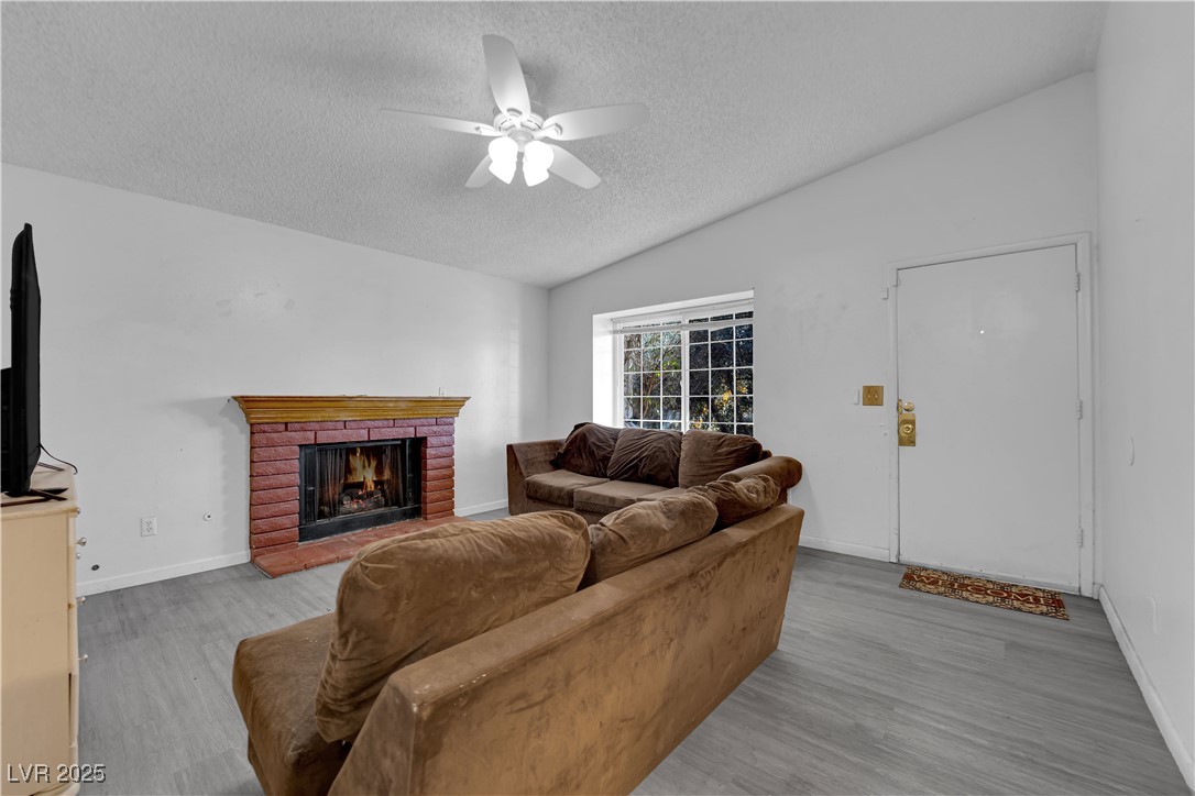 3936 Savoy Court Property Photo 15
