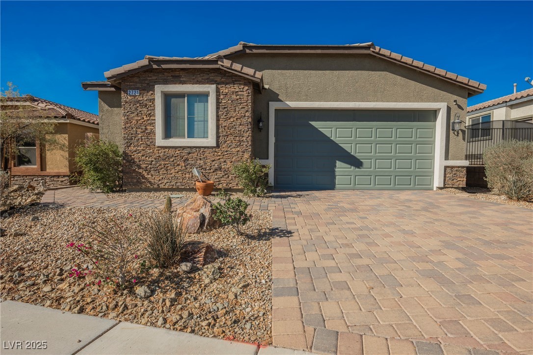 2721 Benton Cove Street Property Photo