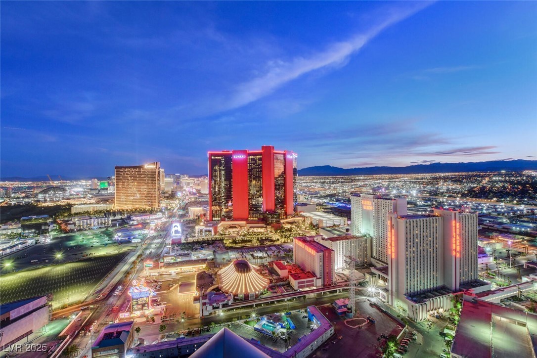2700 Las Vegas Boulevard 4002 Property Photo 3