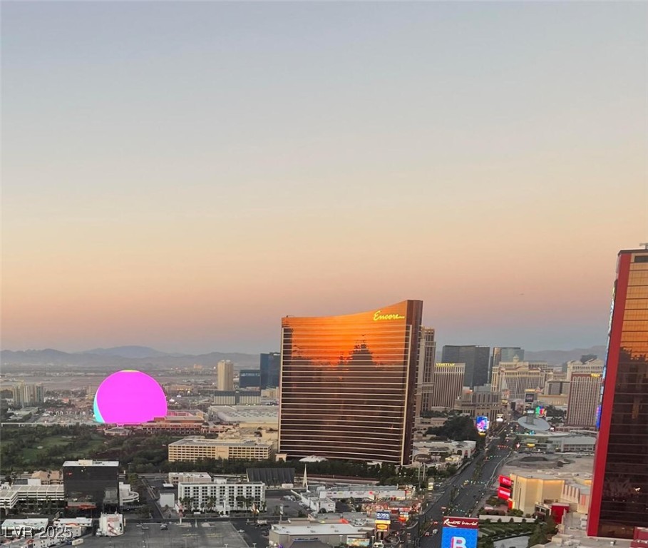 2700 Las Vegas Boulevard 4002 Property Photo 7