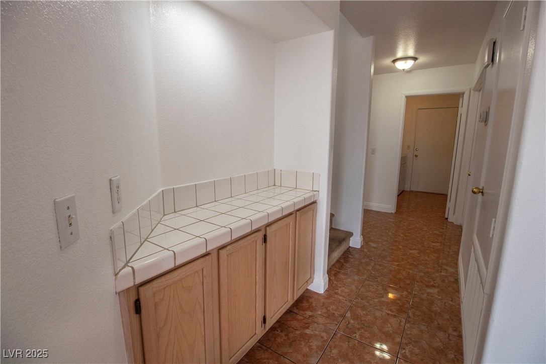2533 Lazy Brook Drive Property Photo 13