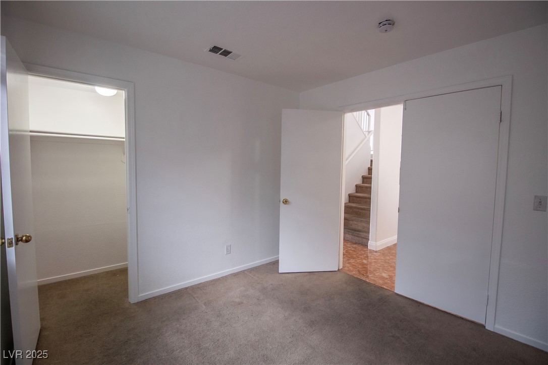 2533 Lazy Brook Drive Property Photo 15
