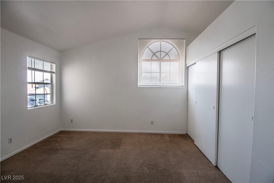2533 Lazy Brook Drive Property Photo 24