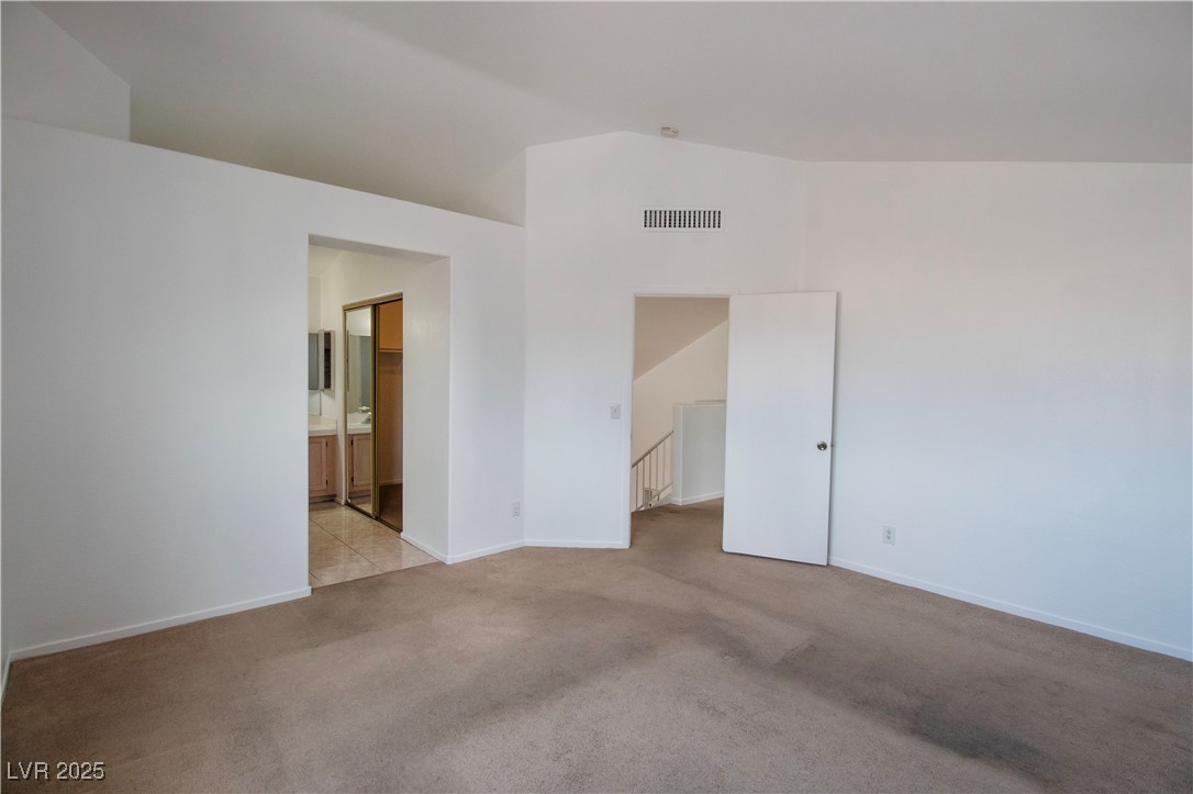 2533 Lazy Brook Drive Property Photo 31