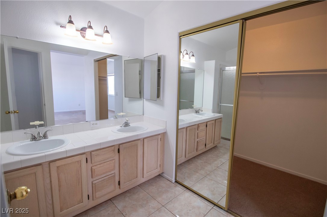 2533 Lazy Brook Drive Property Photo 32