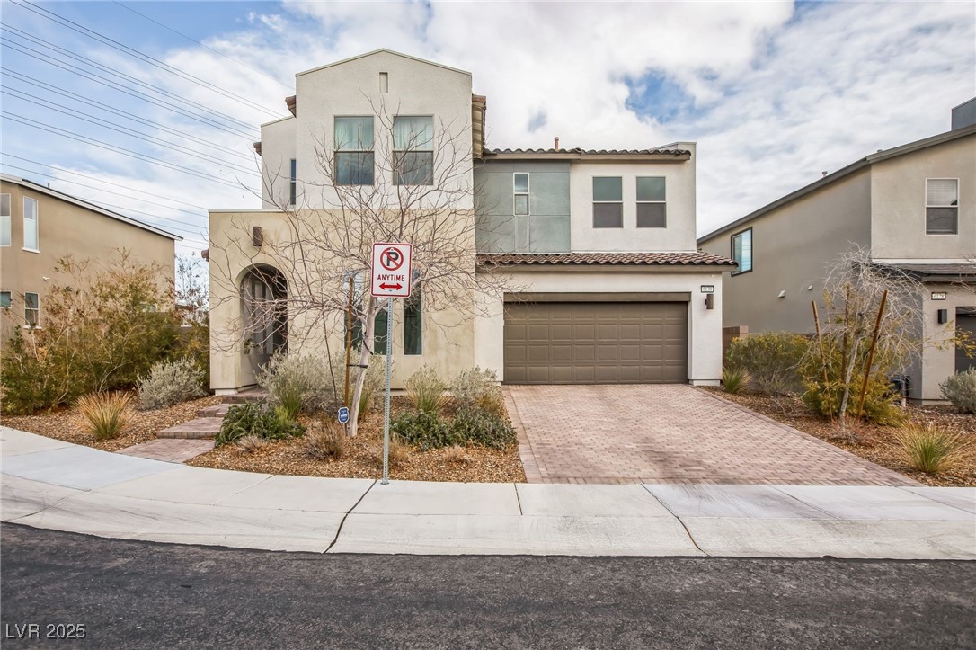 Cactus & Jones 36 Real Estate Listings Main Image