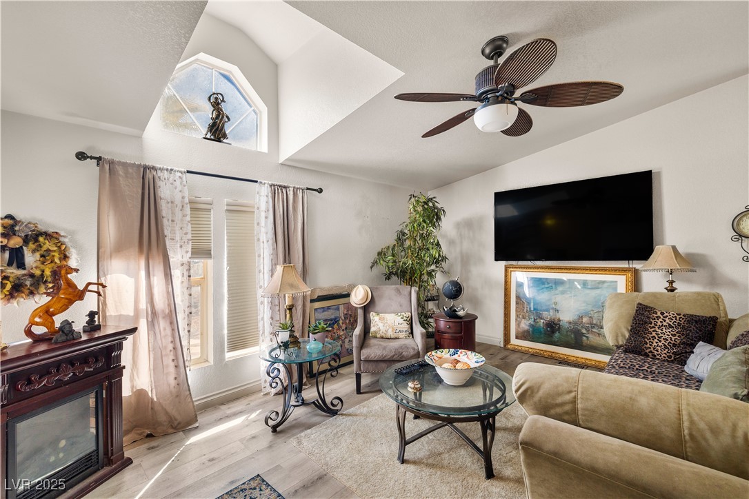 5610 Saddletree Road Property Photo 8