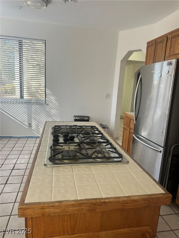 2711 Seabridge Drive Property Photo 7