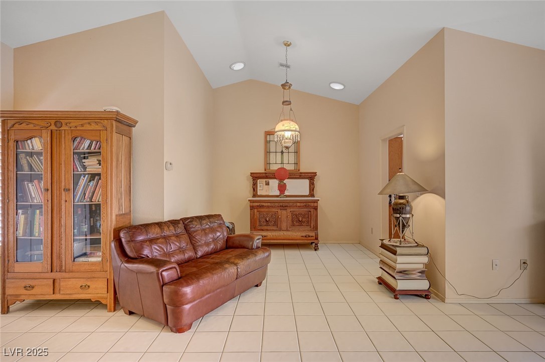 9912 Woodhouse Drive Property Photo 10