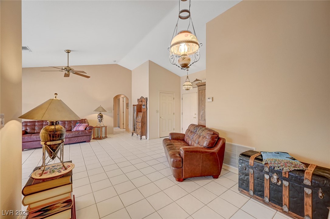 9912 Woodhouse Drive Property Photo 12