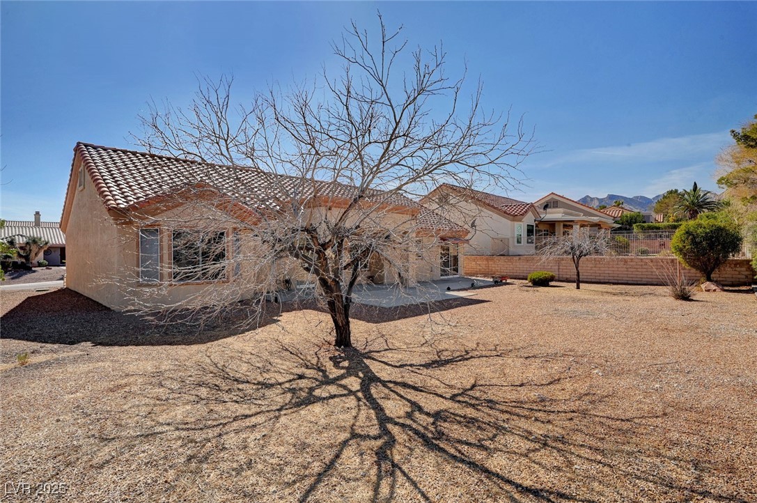 9912 Woodhouse Drive Property Photo 48