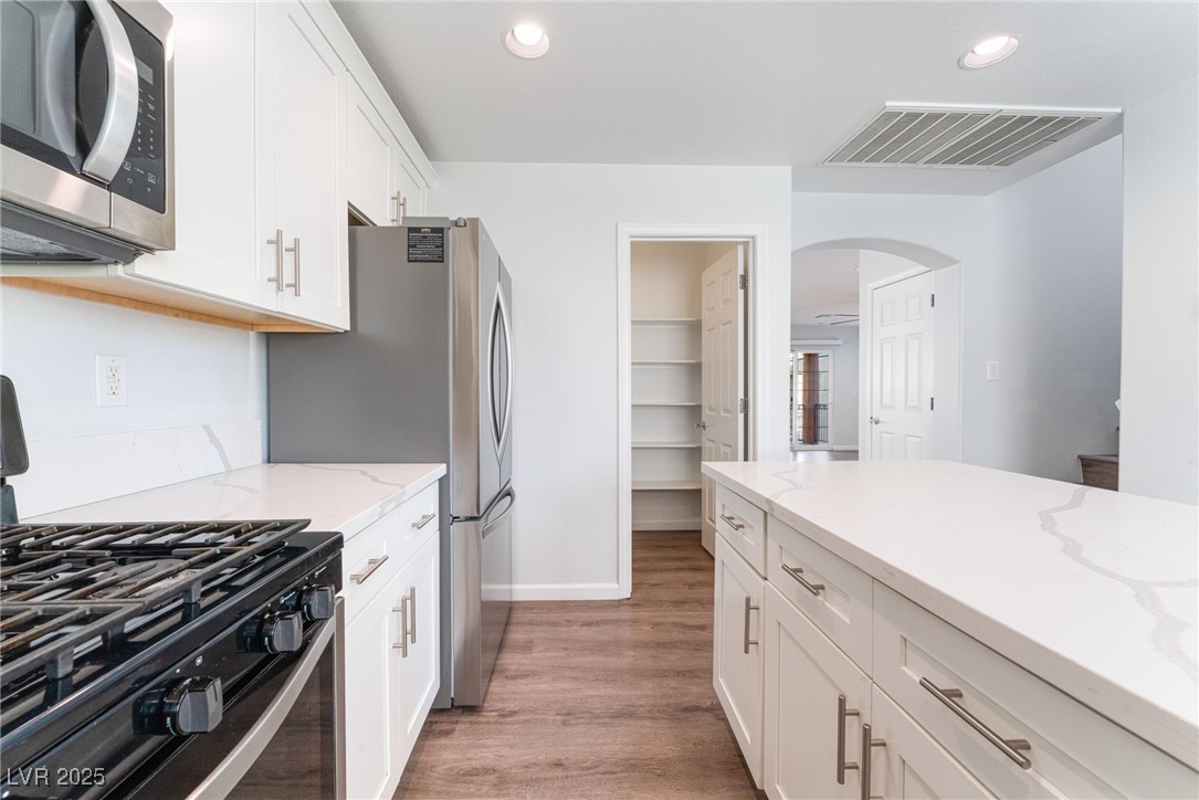 9124 Palatial Palette Court Property Photo 6