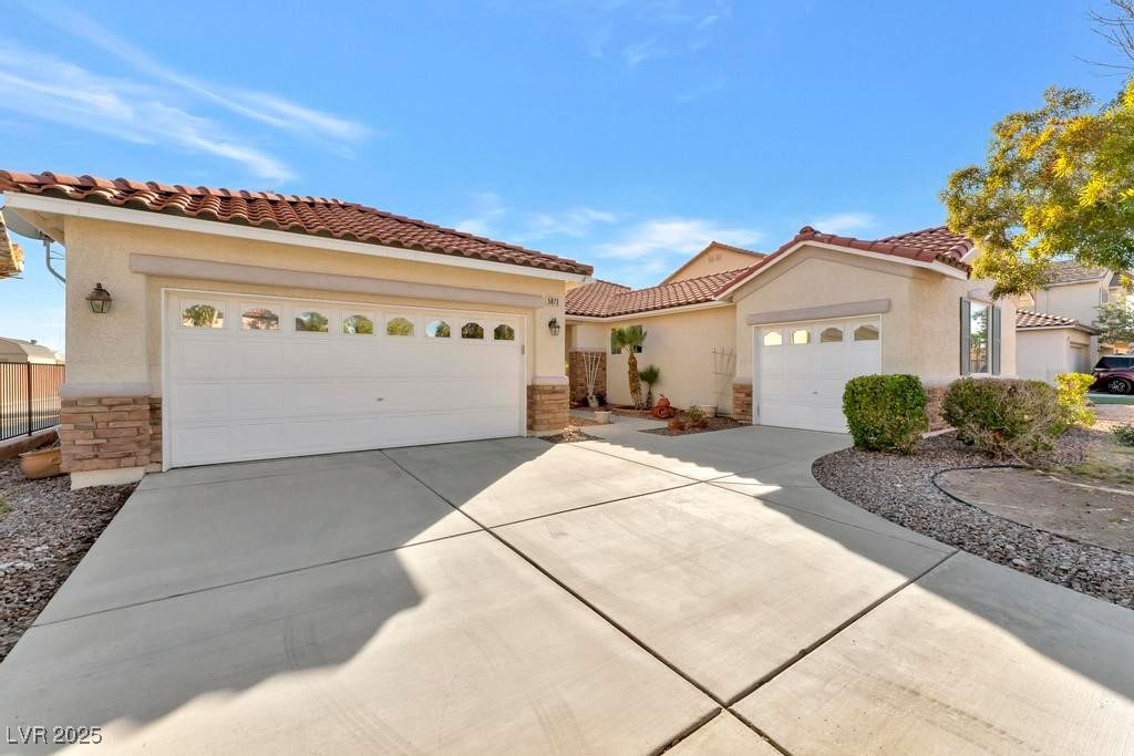 5873 Wildhorse Ledge Avenue Property Photo 4