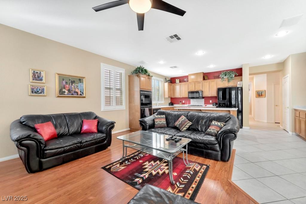 5873 Wildhorse Ledge Avenue Property Photo 11