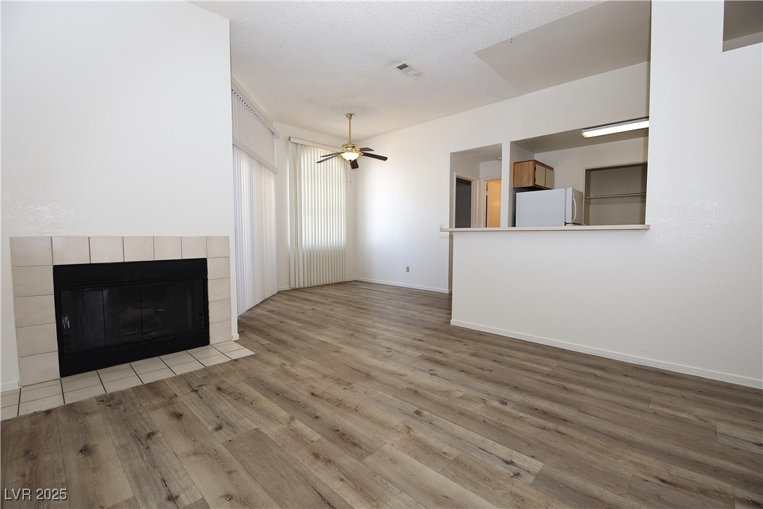 3150 Soft Breezes Drive 2211 Property Photo 4