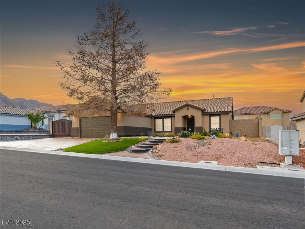 6627 Bristle Canyon Avenue Property Photo