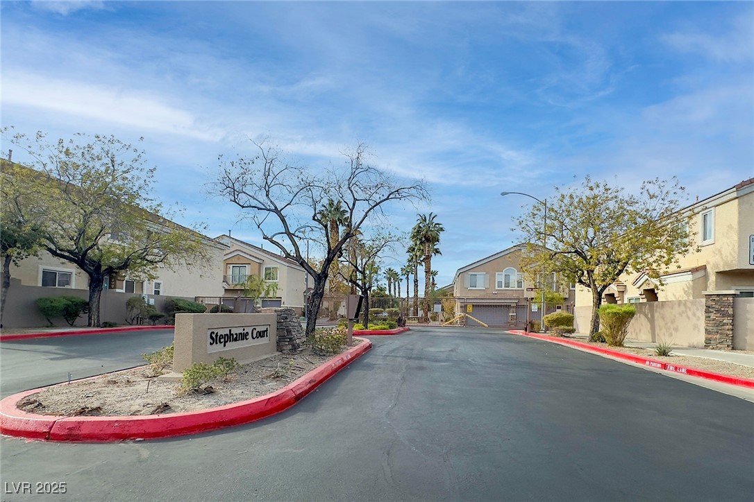 1292 Large Cap Drive 3 Property Photo 2