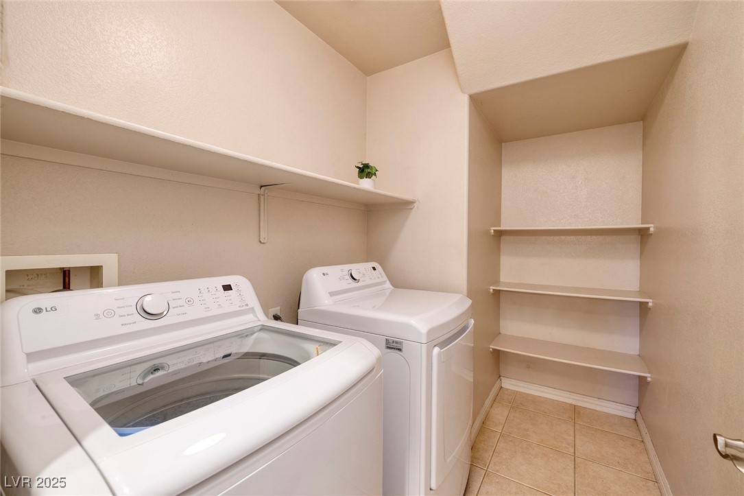 1292 Large Cap Drive 3 Property Photo 28