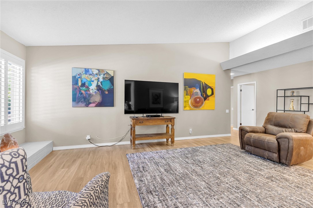 5050 Grandview Drive Property Photo 16