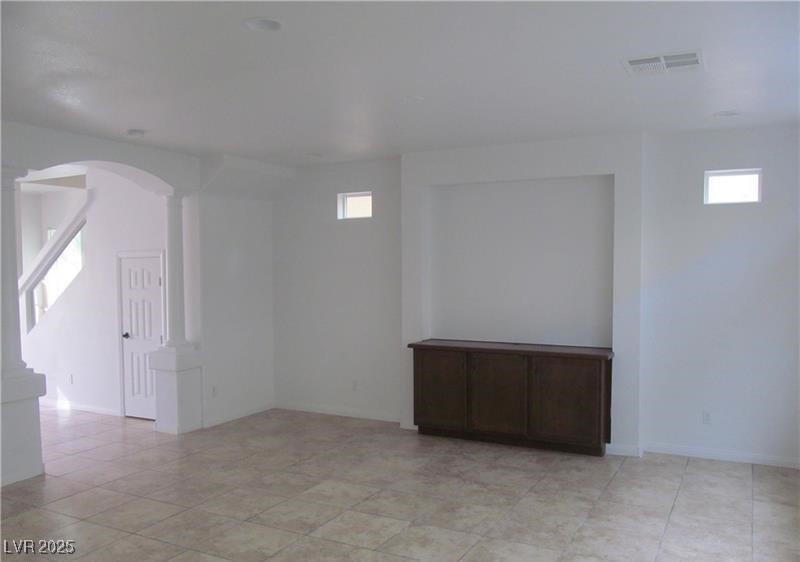 6824 Philharmonic Avenue Property Photo 5