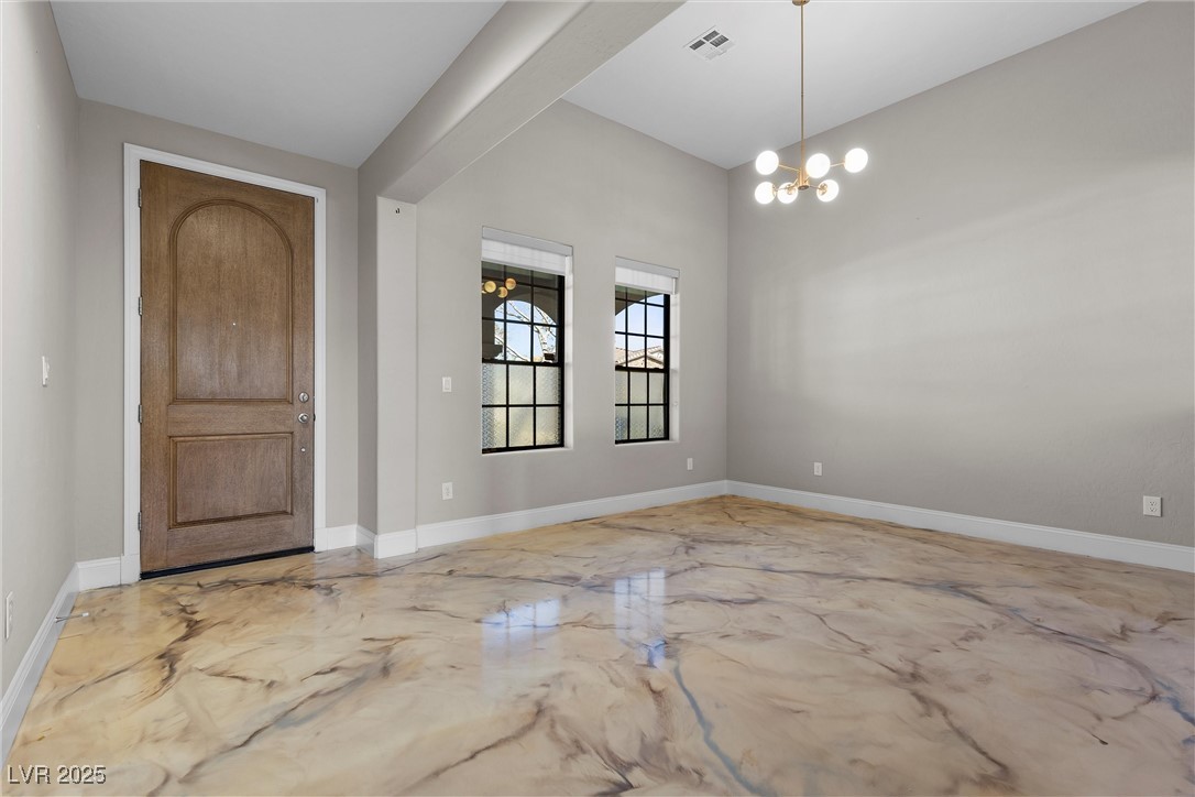 12135 Kite Hill Lane Property Photo 7