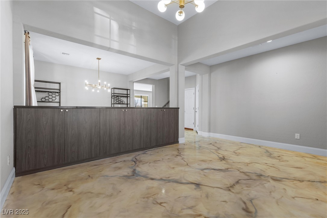 12135 Kite Hill Lane Property Photo 8