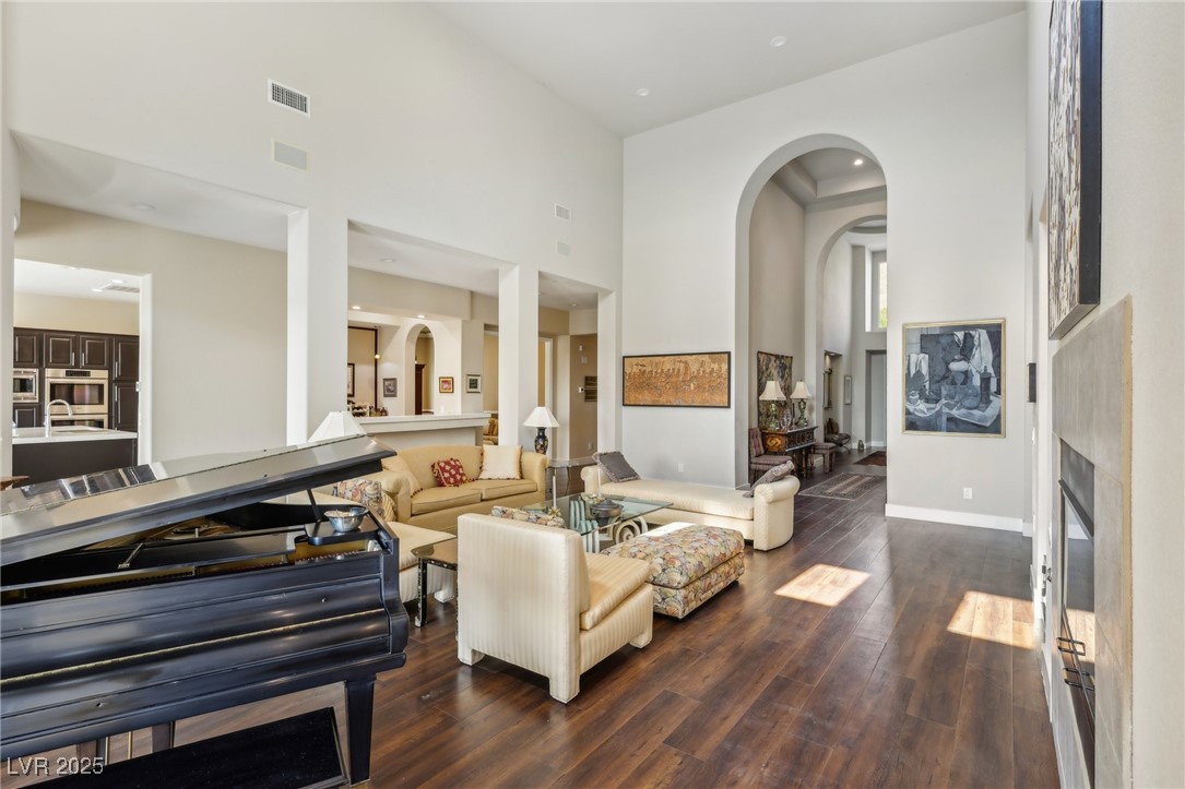 2690 Grassy Spring Place Property Photo 10