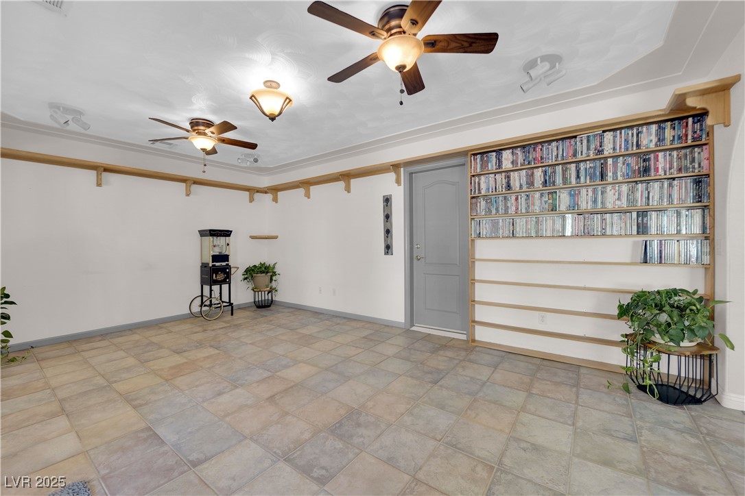 2901 South Dandelion Street Property Photo 15