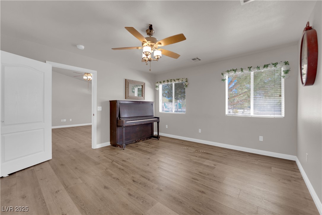 2901 South Dandelion Street Property Photo 46