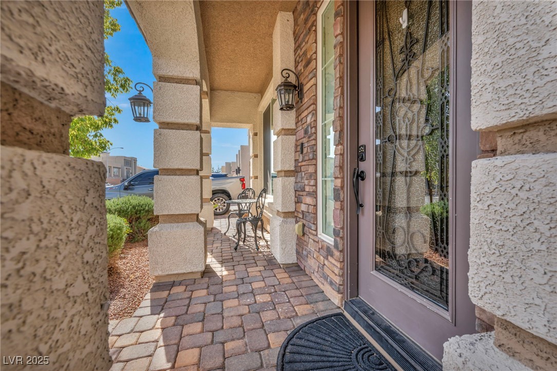 9781 Arcadian Estate Court Property Photo 6