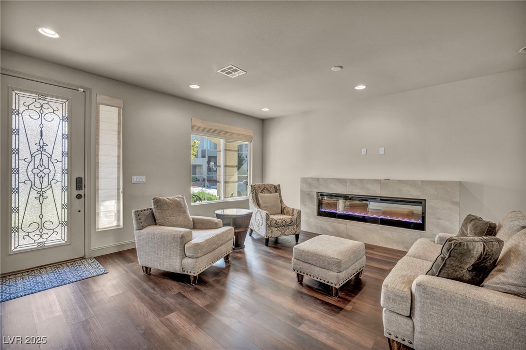 9781 Arcadian Estate Court Property Photo 8