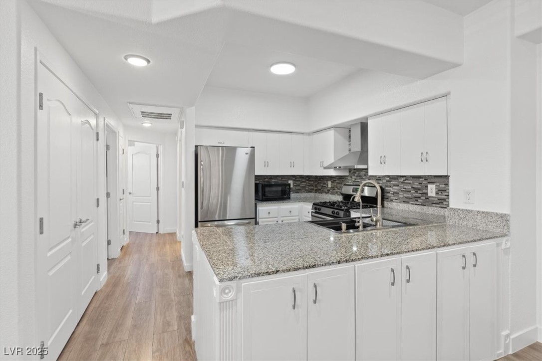 10225 King Henry Avenue 102 Property Photo 6