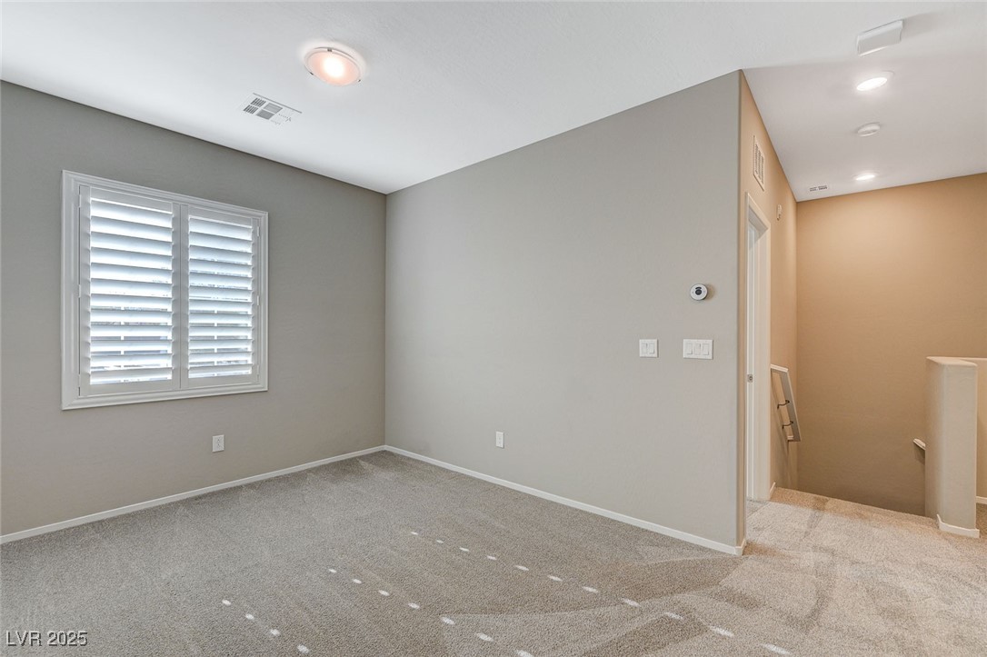 8562 Insignia Avenue 102 Property Photo 16