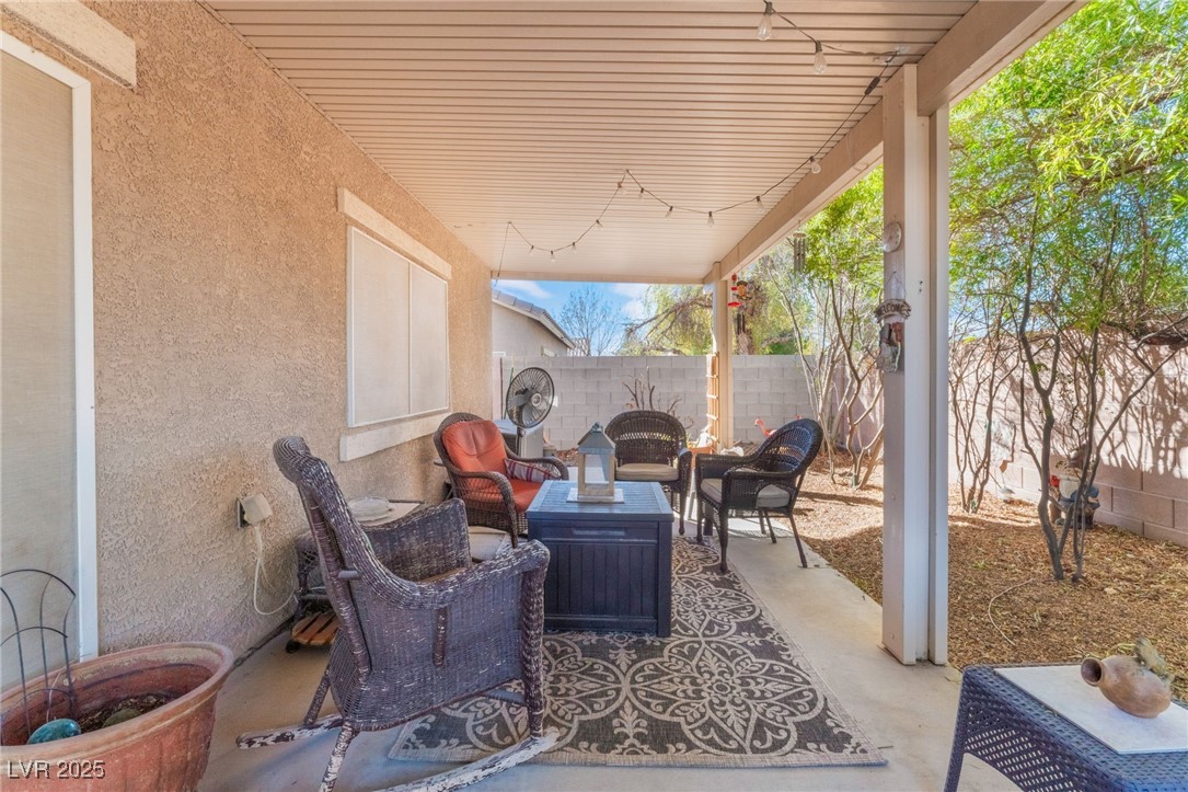 6061 Leaping Foal Street Property Photo 29