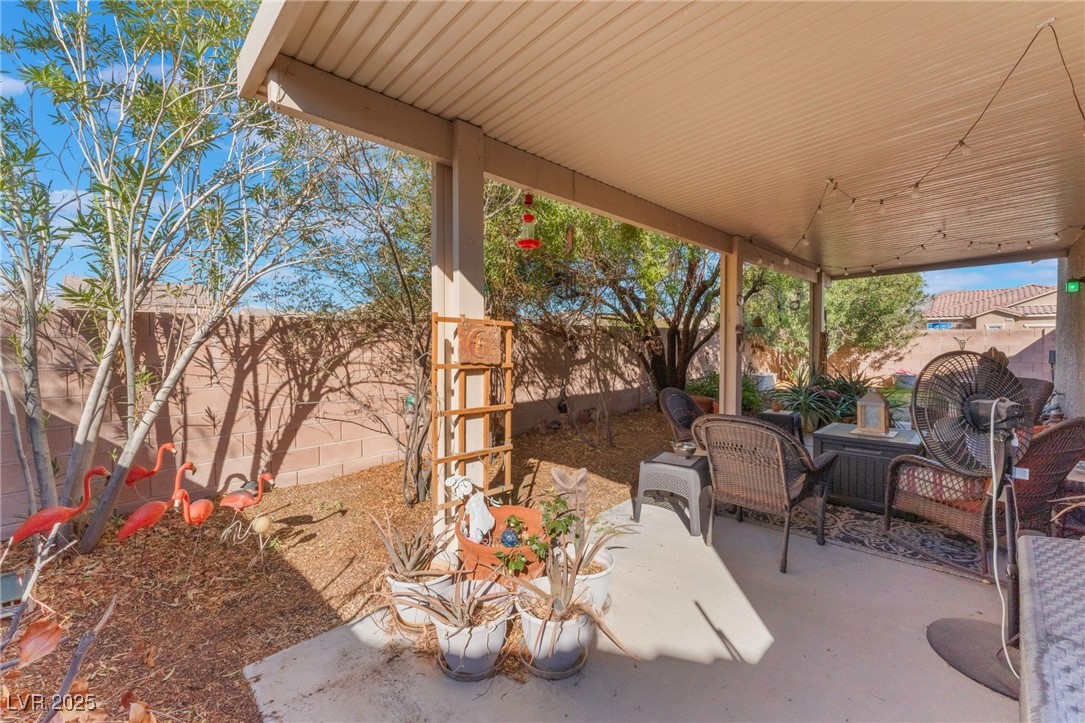 6061 Leaping Foal Street Property Photo 30