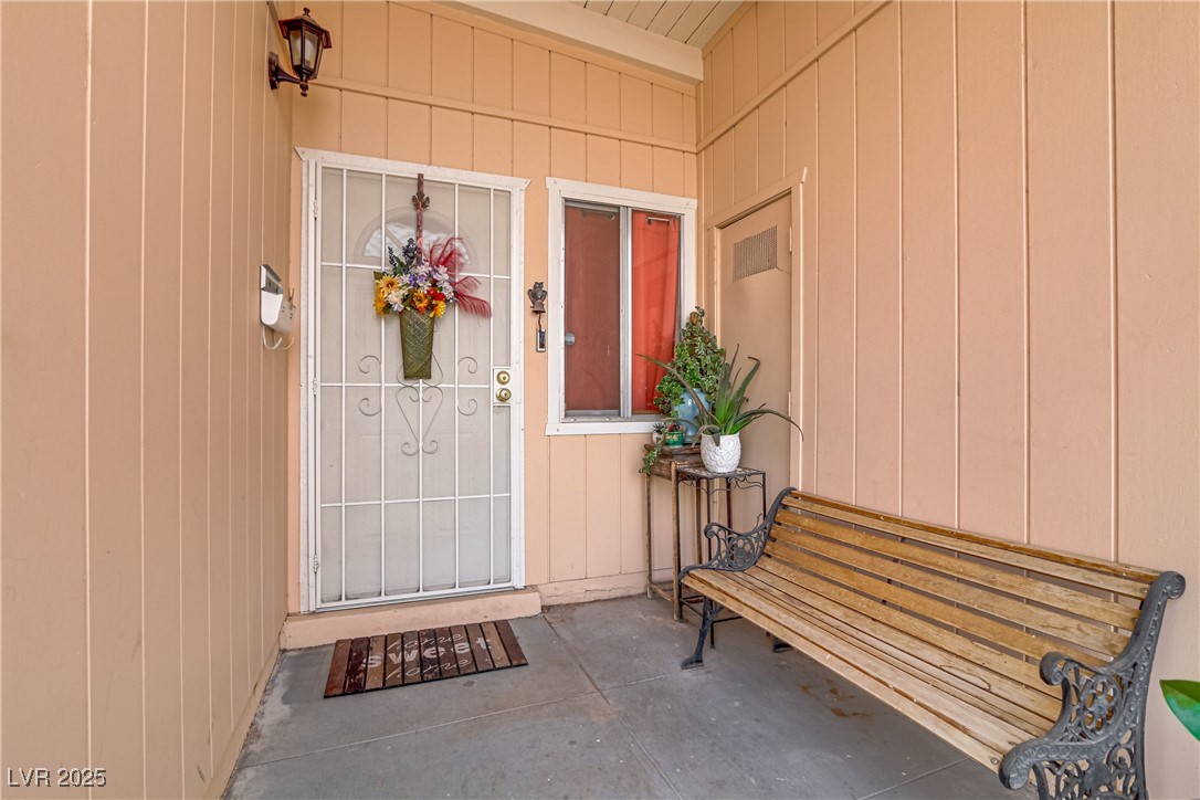5109 Sugarfoot Avenue Property Photo 10