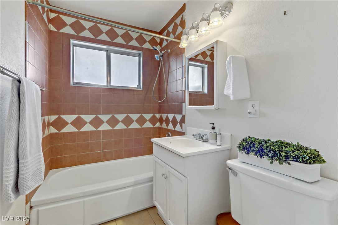 5109 Sugarfoot Avenue Property Photo 30