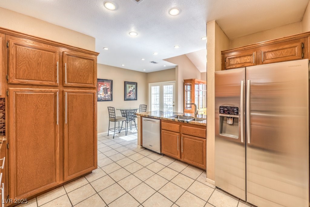213 North Cimarron Road Property Photo 10