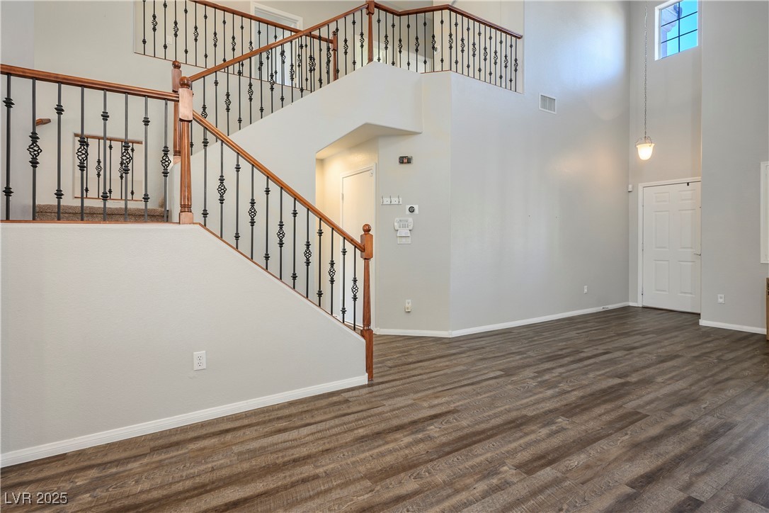 349 Colorful Rain Avenue Property Photo 5